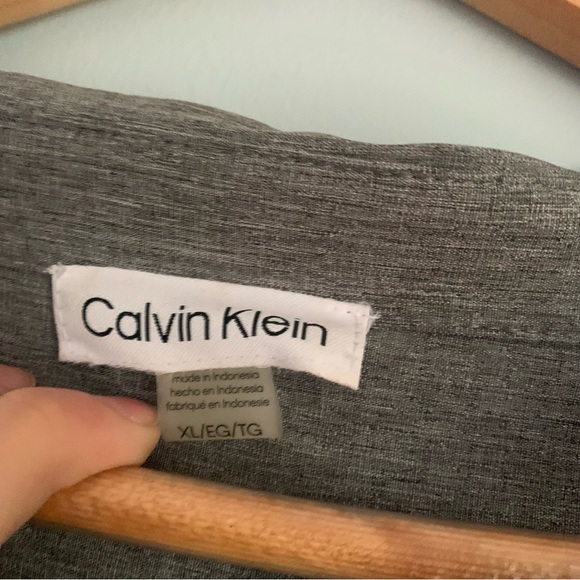 ❌ SOLD ❌Button Down Shirt - Picture 4 of 6